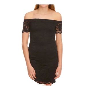 AMBIANCE BLACK LACE-OFF SHOULDERS BODY CONE DRESS IN SIZE 1X